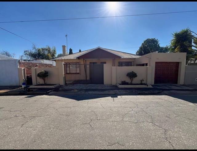 4 BEDROOM HOUSE FOR SALE IN KENSINGTON